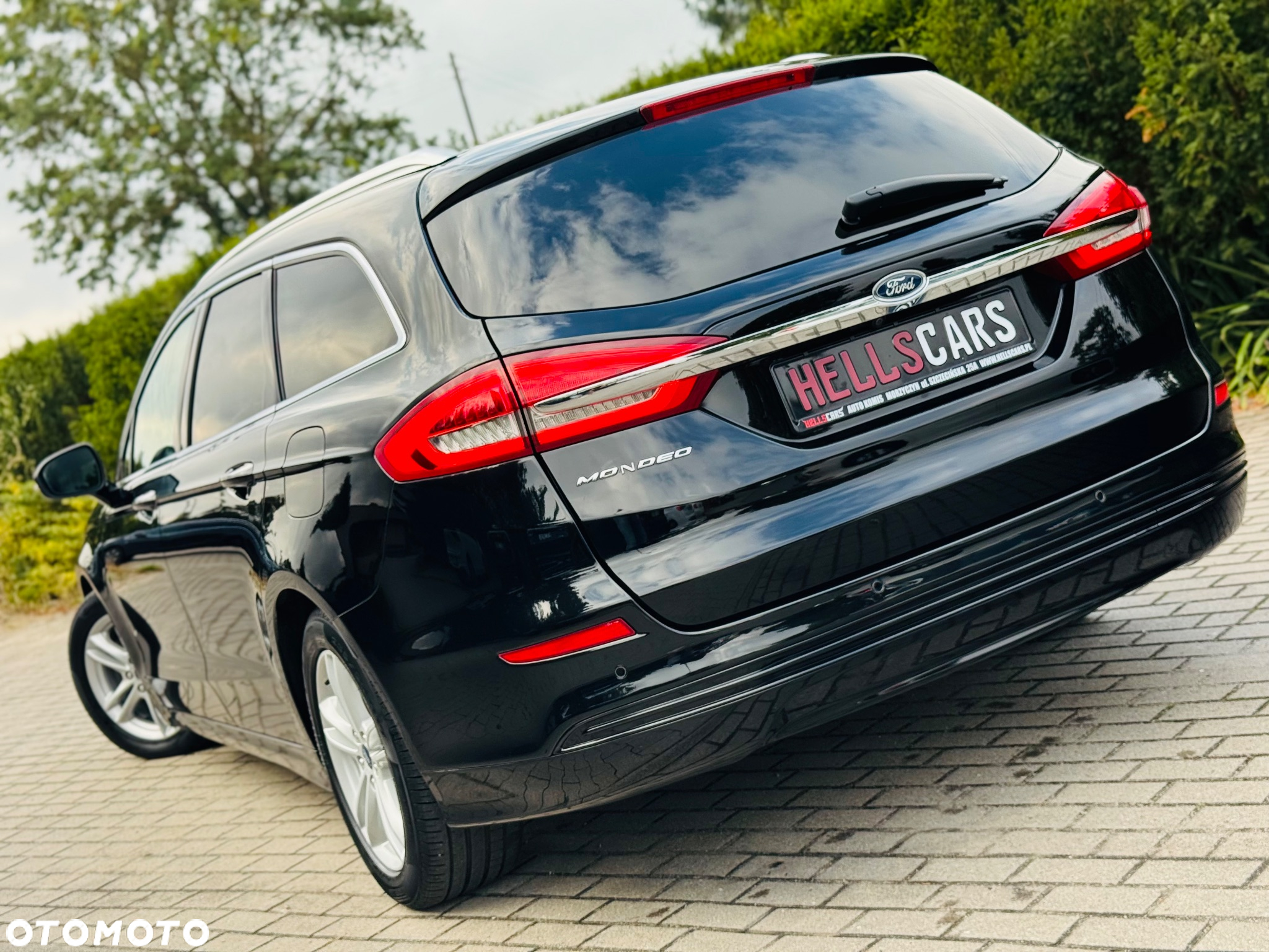 Ford Mondeo 2.0 EcoBlue Titanium - 4