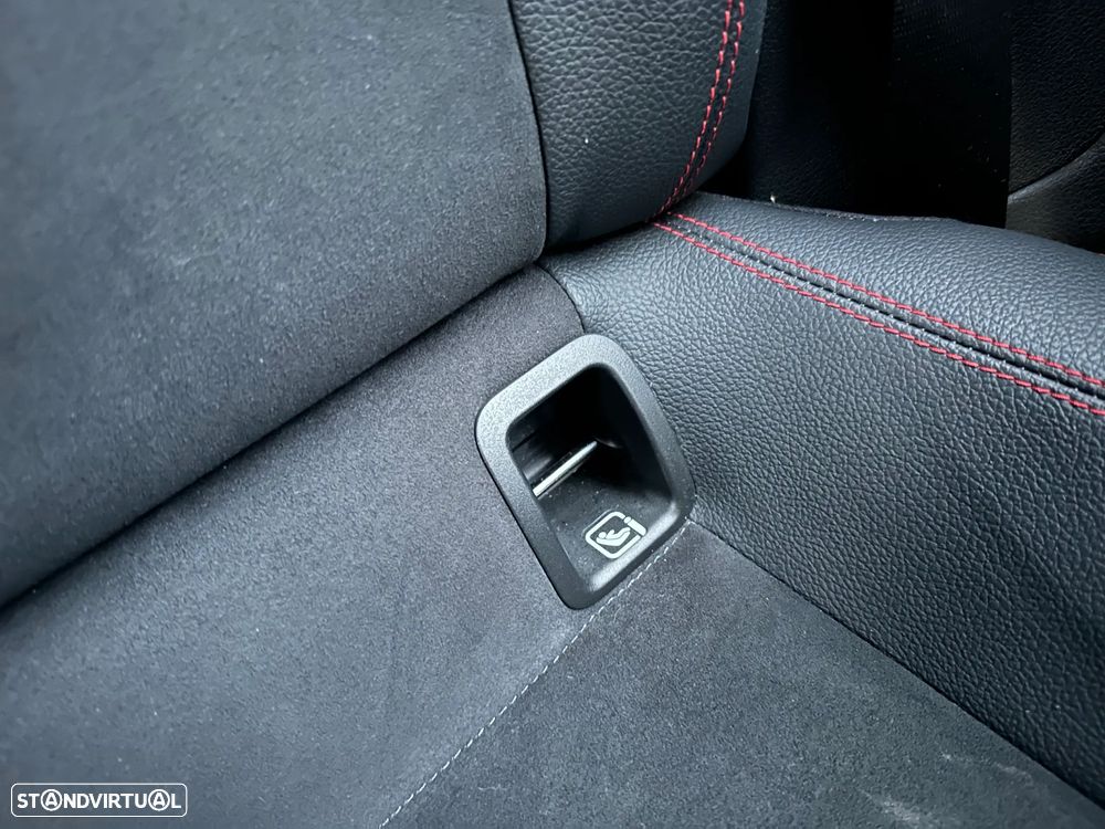 Mercedes-Benz A 250 e 8G-DCT Edition AMG Line - 11