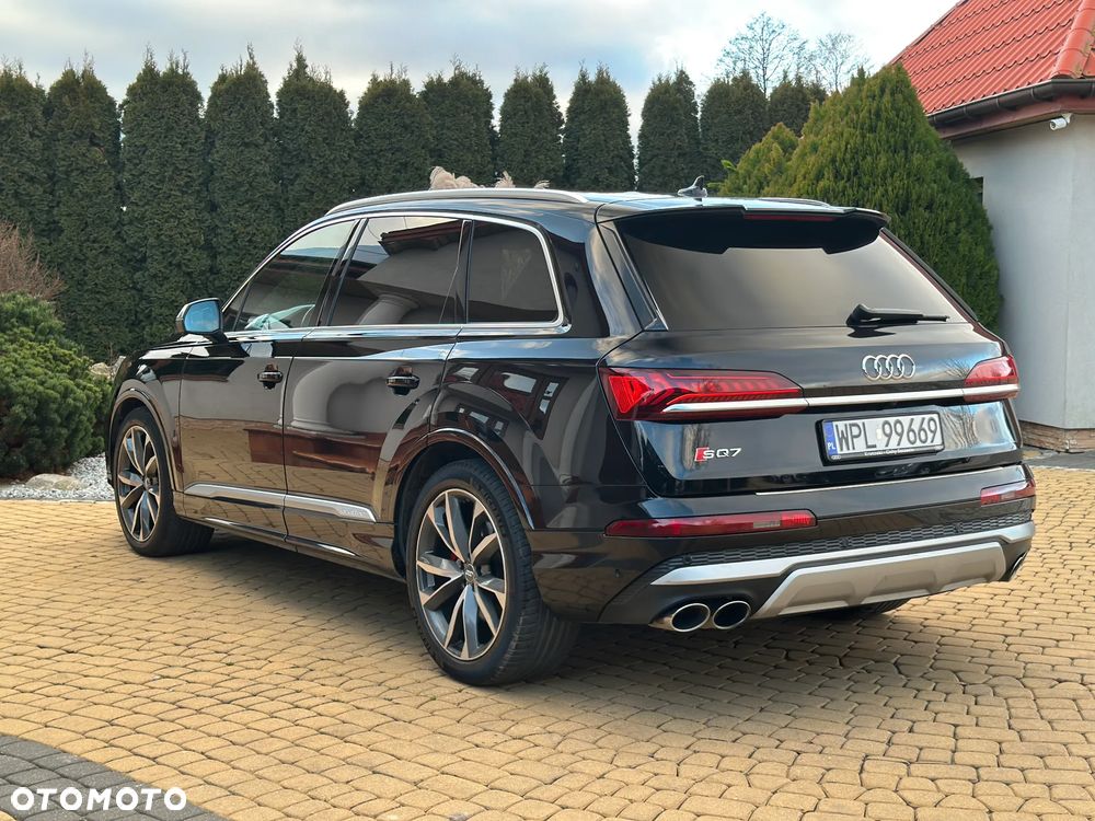 Audi SQ7 - 11