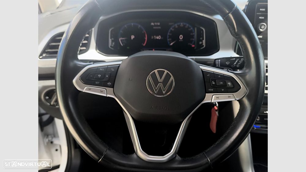 VW T-Roc 1.5 TSI Life DSG - 16