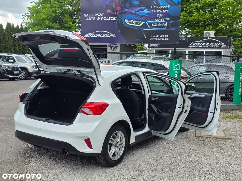 Ford Focus 1.0 EcoBoost Trend Edition Business - 10