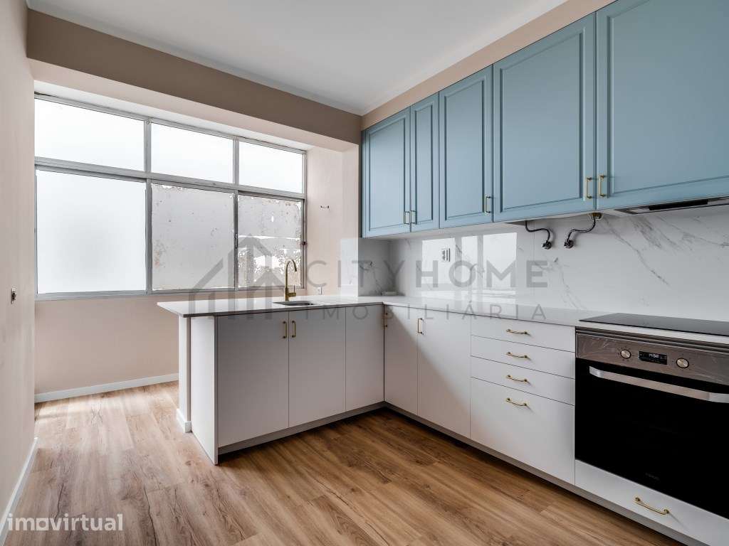Apartamento remodelado com 2 quartos na Estrada de Alvor, Portimão - Grande imagem: 5/25