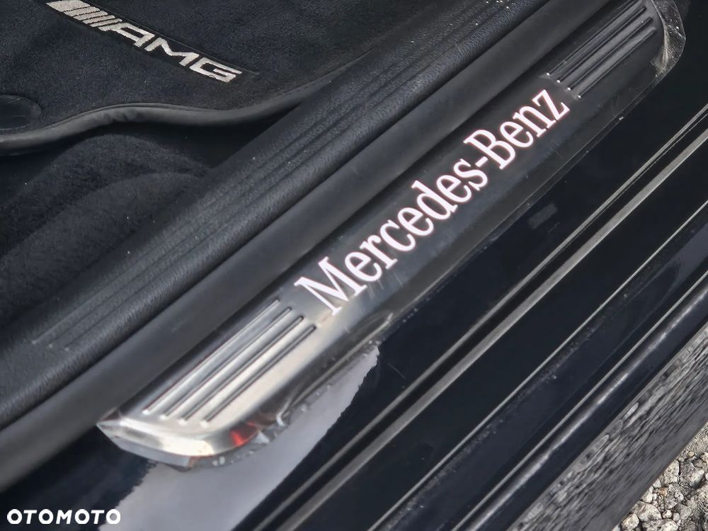 Mercedes-Benz Klasa E 220 d 4-Matic AMG - 16