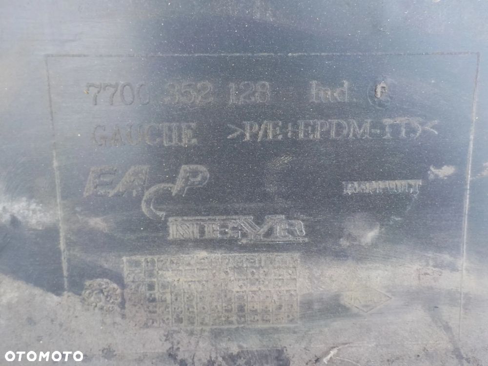 RENAULT MASTER II MOVANO A LISTWA DRZWI LEWY TYŁ - 4