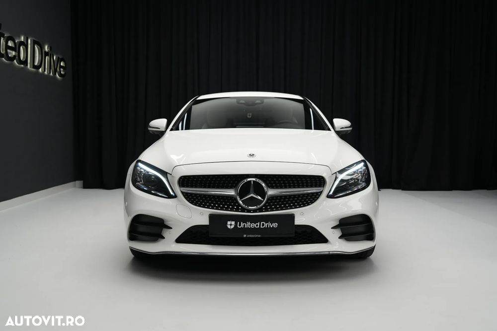 Mercedes-Benz C 400 4MATIC Coupe - 3