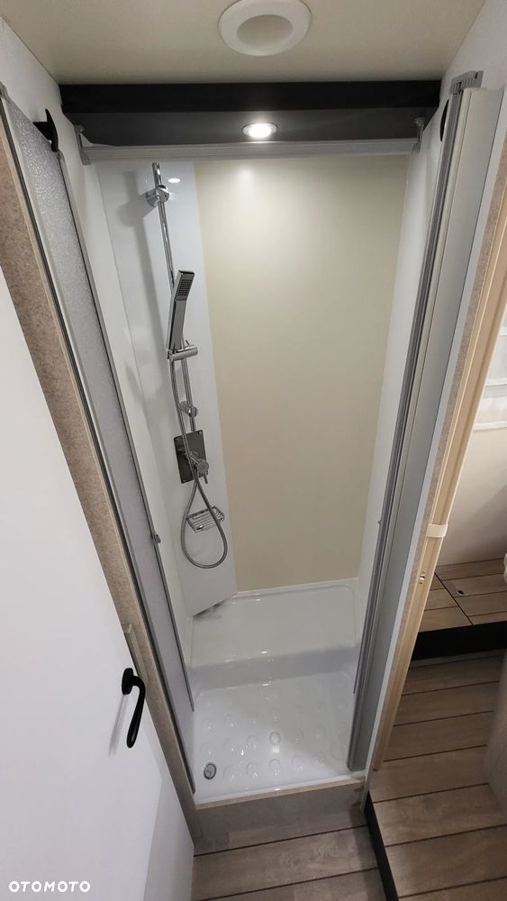 McLOUIS MC4 381 - 4 osobowy - 35