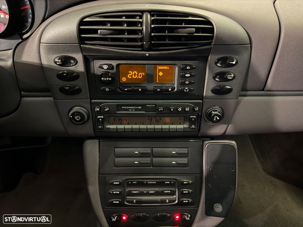 Porsche 911 (996) Carrera Coupé - 16