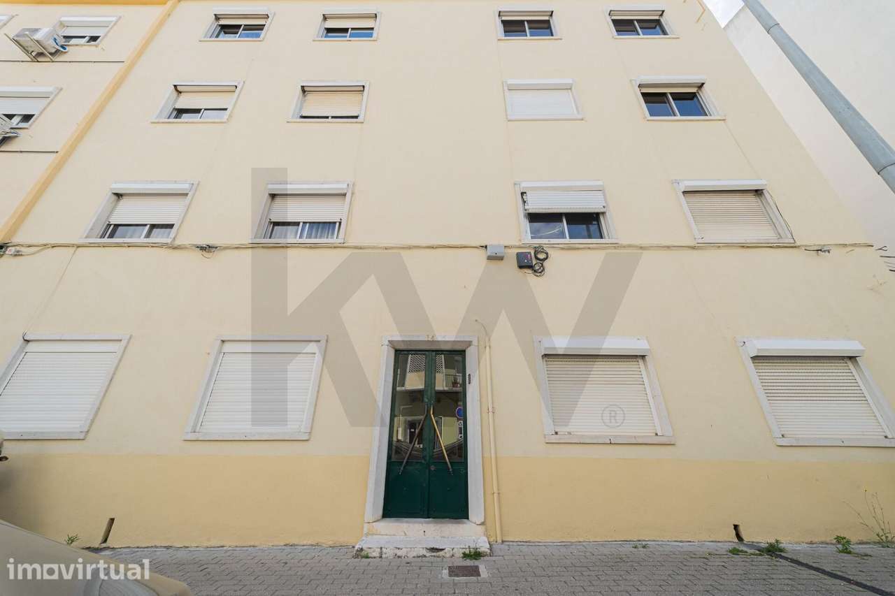 Apartamento com Logradouro e Garagem - Grande imagem: 3/28