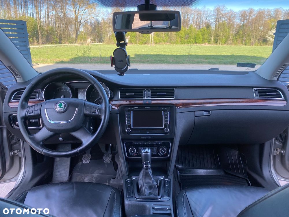 Skoda Superb 1.8 TSI FAMILY - 7