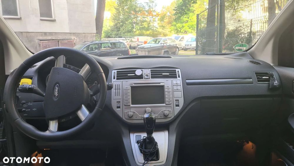 Ford Kuga - 15