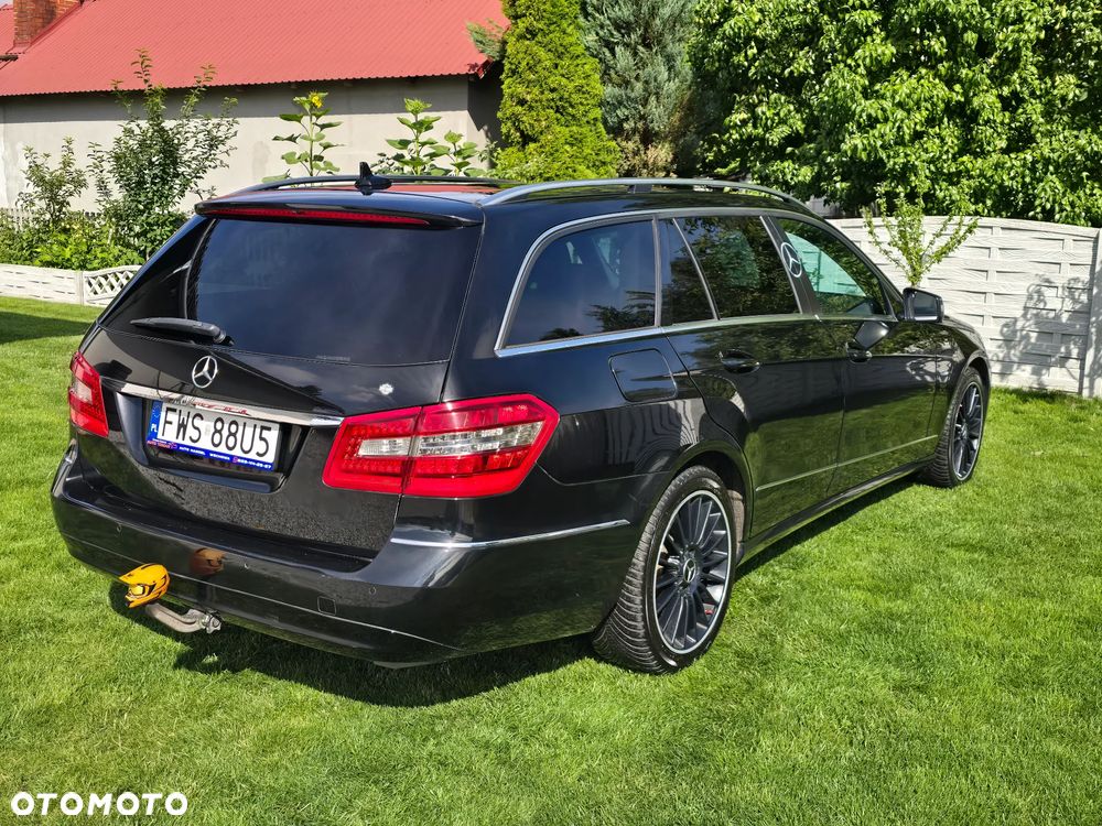Mercedes-Benz Klasa E 200 CDI DPF BlueEFFICIENCY Avantgarde - 33