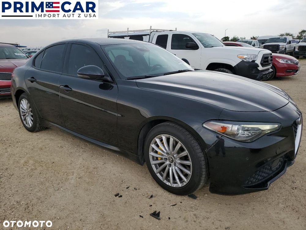 Alfa Romeo Giulia - 1