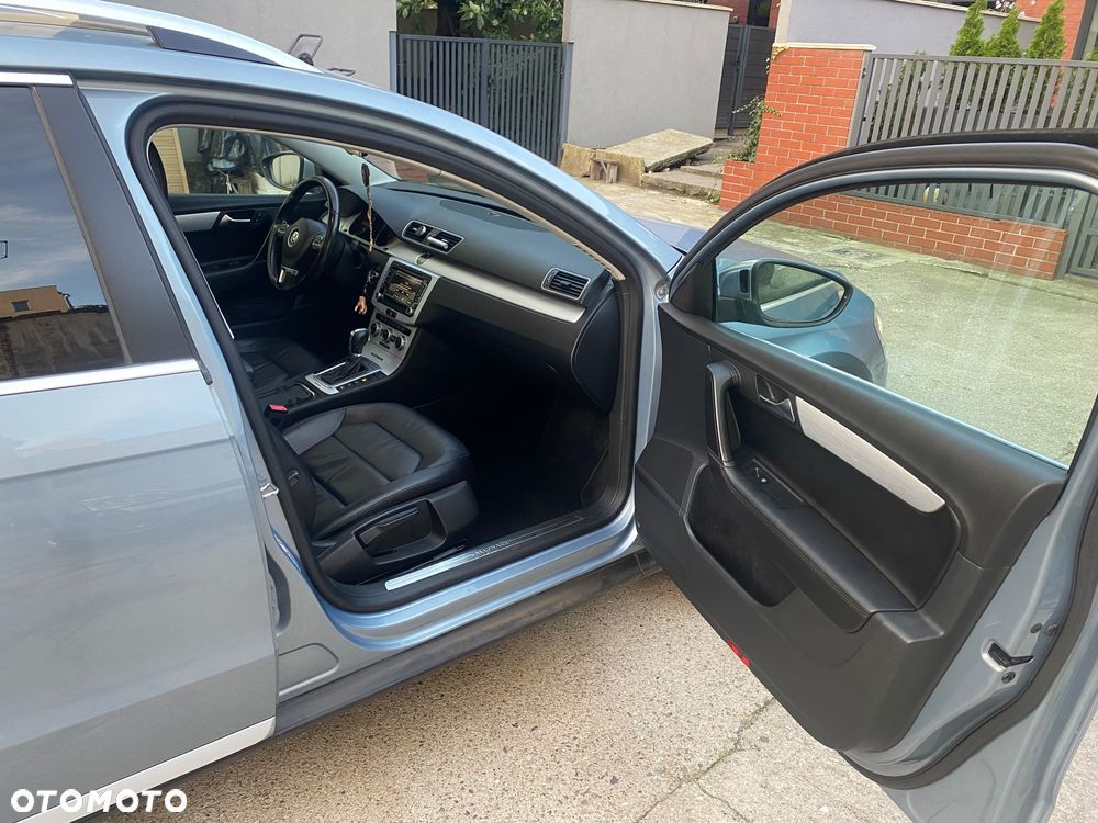 Volkswagen Passat 2.0 TDI 4Mot Highline DSG - 11