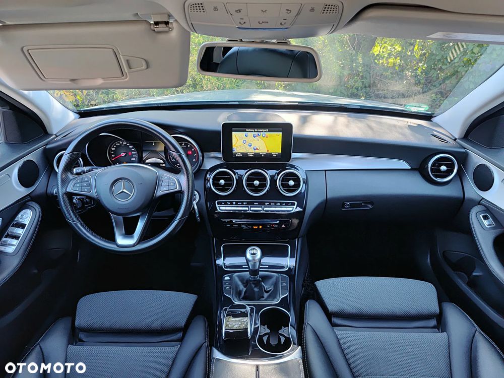 Mercedes-Benz Klasa C 180 CGI BlueEff Classic - 7