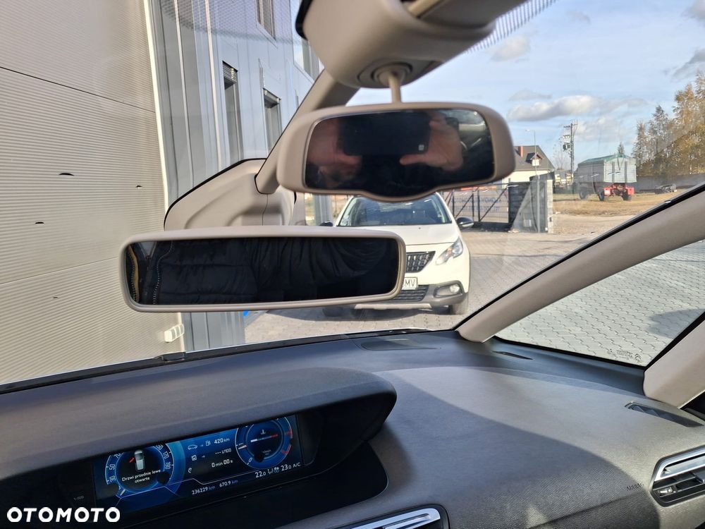Citroën C4 Picasso 2.0 BlueHDi Shine S&S - 17