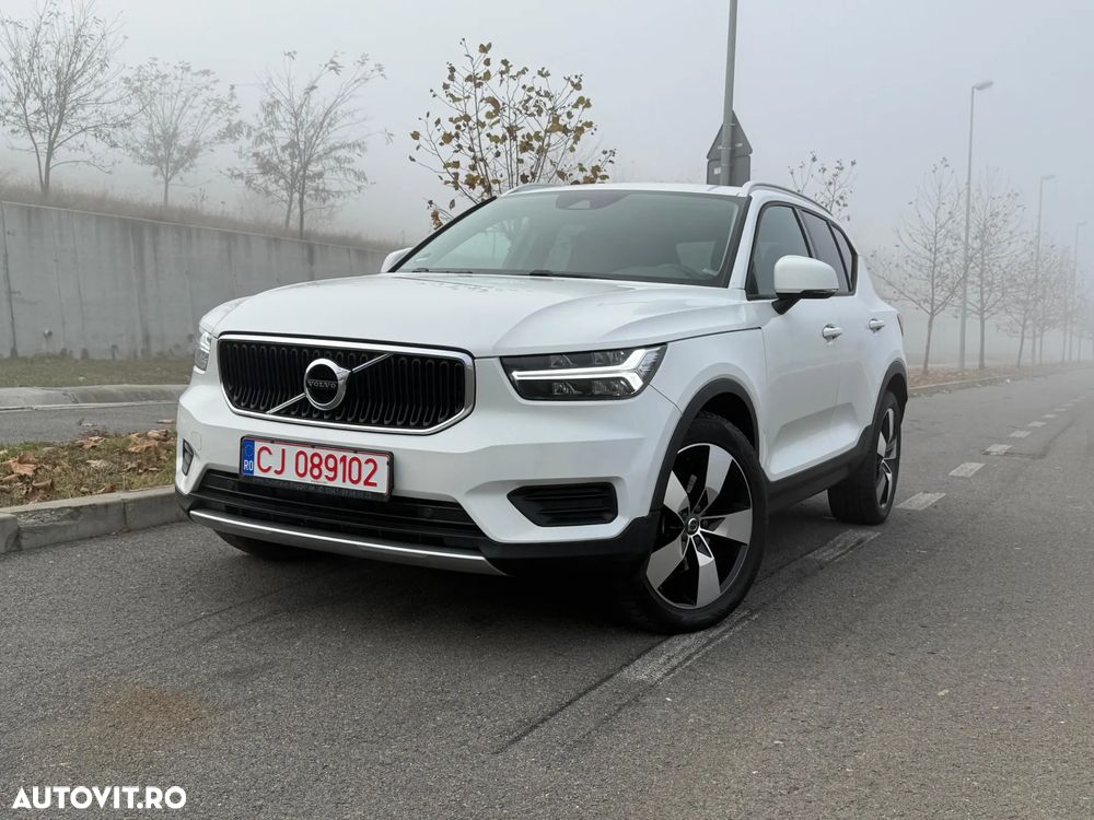 Volvo XC 40 D4 AWD Geartronic Momentum - 1