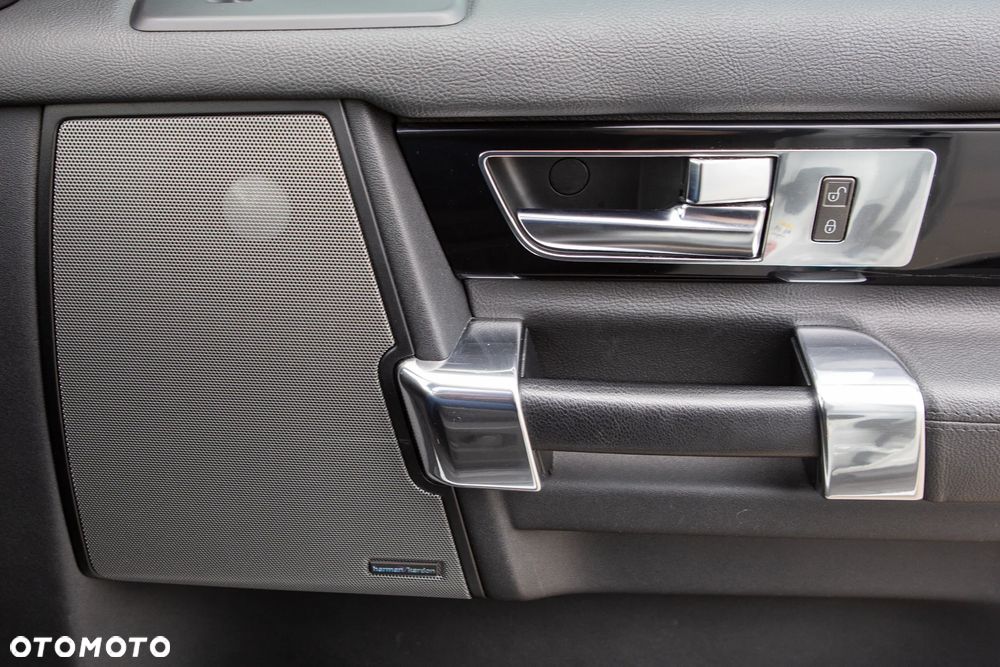 Land Rover Discovery 3.0 SD V6 HSE - 27