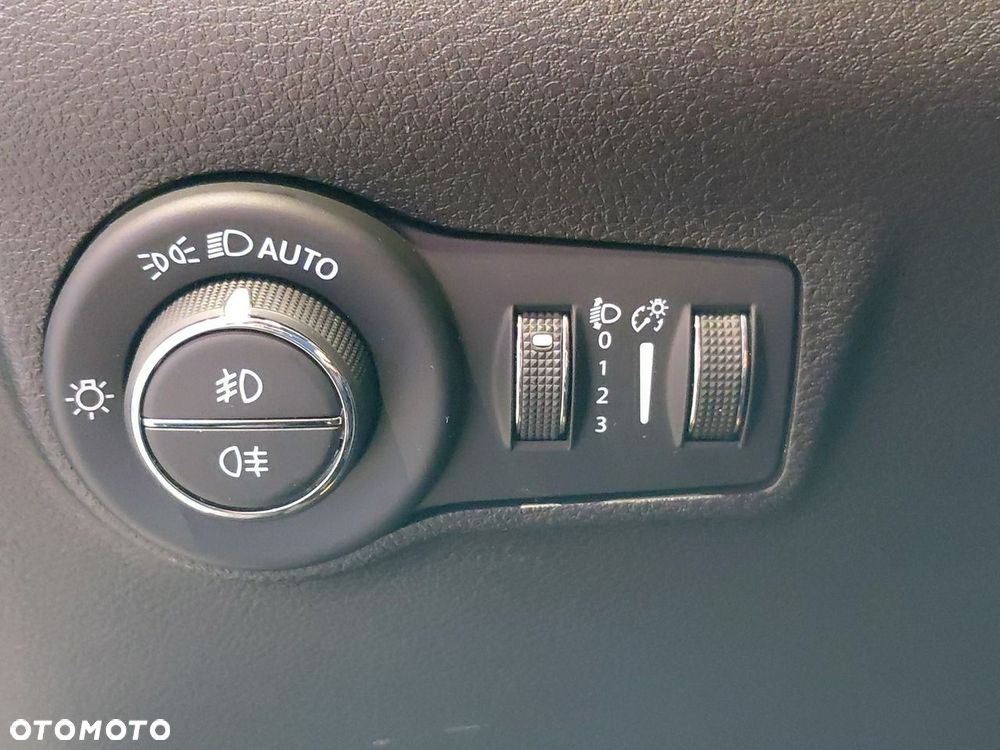 Jeep Compass - 36