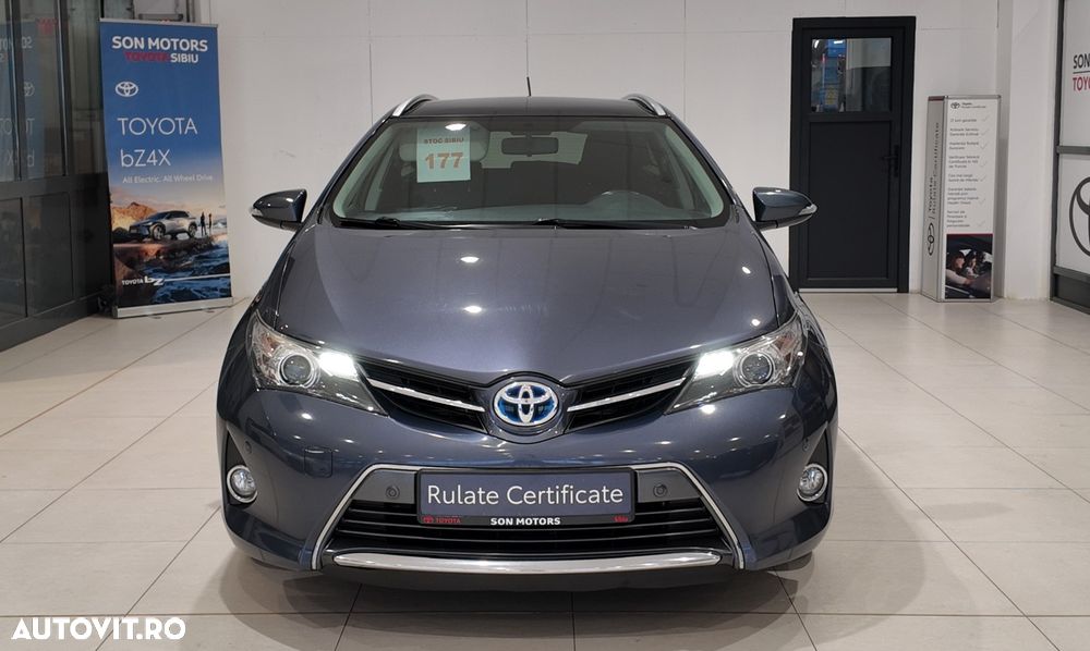 Toyota Auris - 3