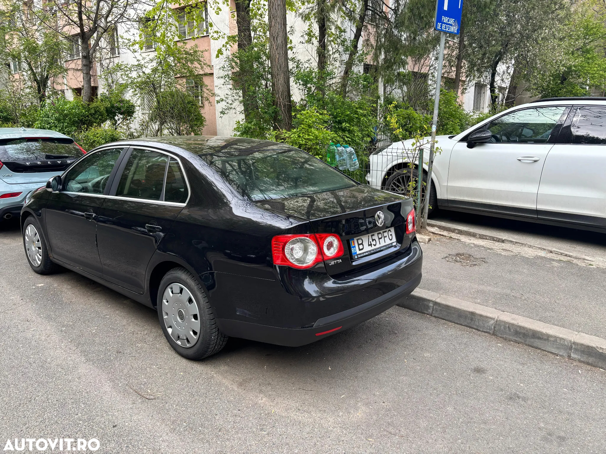Volkswagen Jetta 1.9 TDI Comfortline - 4