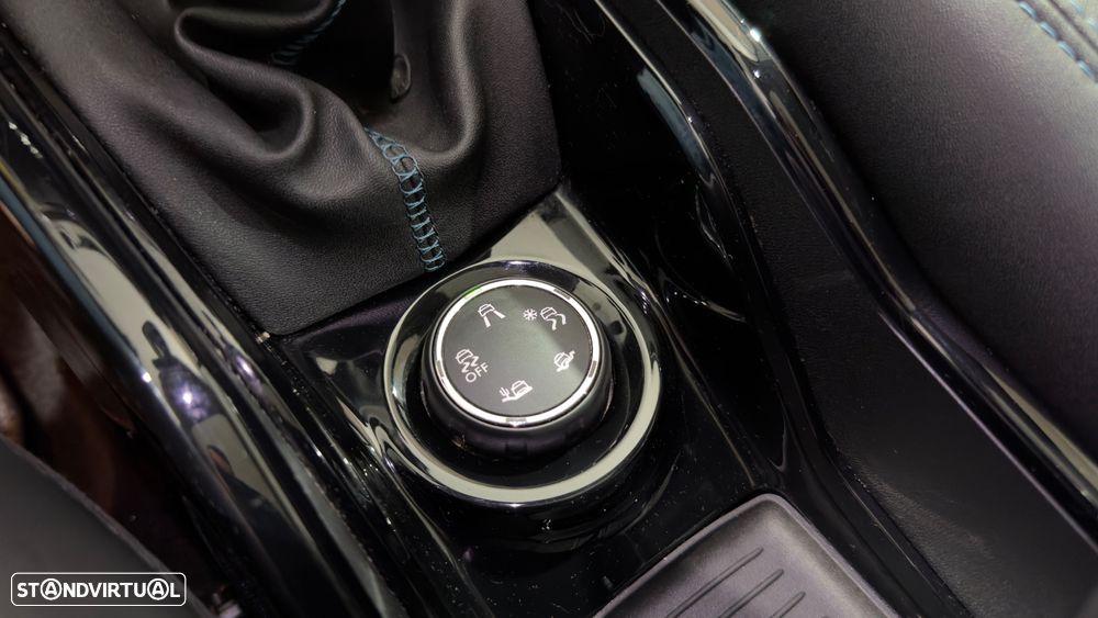 Peugeot 2008 1.2 PureTech Crossway - 30