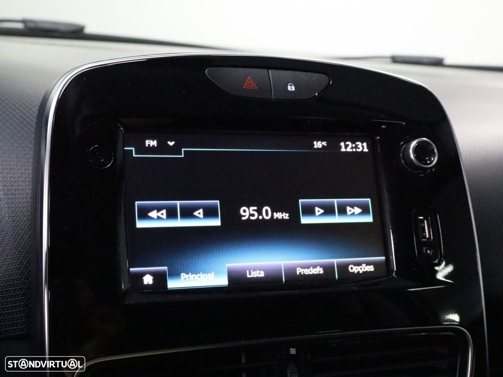 Renault Clio Sport Tourer 0.9 TCe Limited - 11