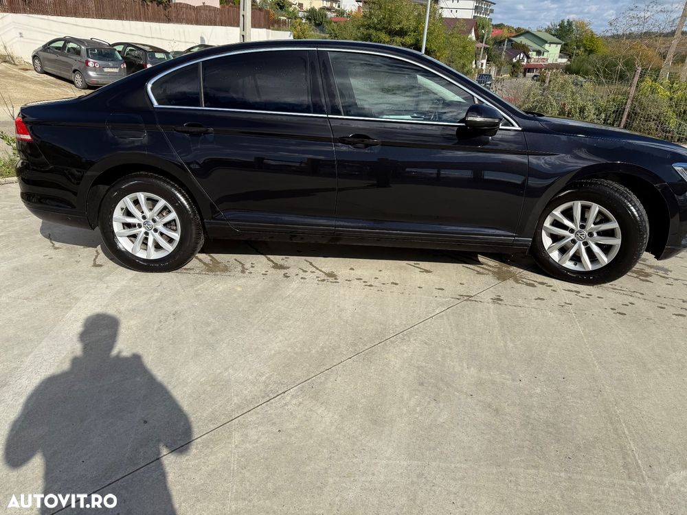 Volkswagen Passat 2.0 TDI DSG Highline - 17