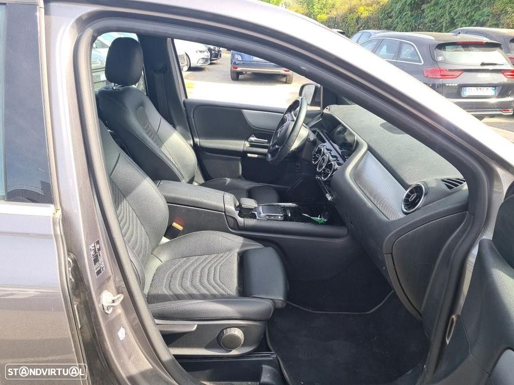 Mercedes-Benz B 180 - 5