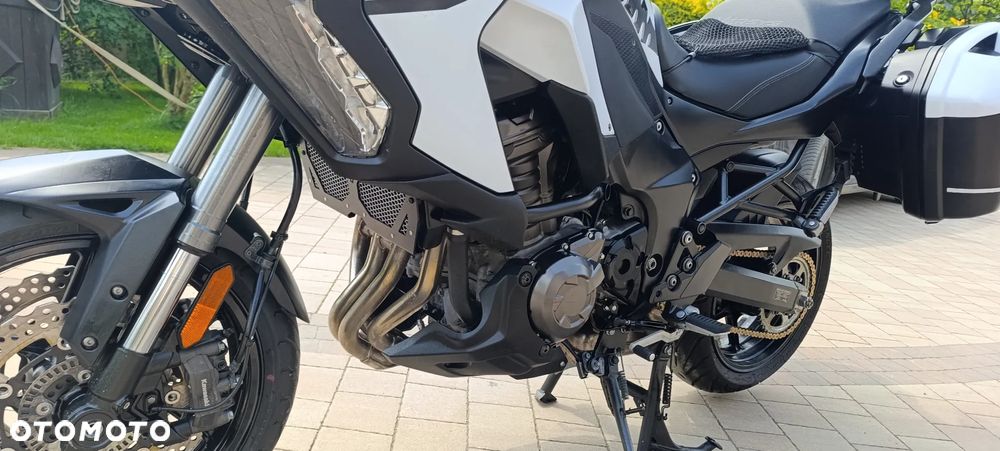 Kawasaki Versys 1000 - 40