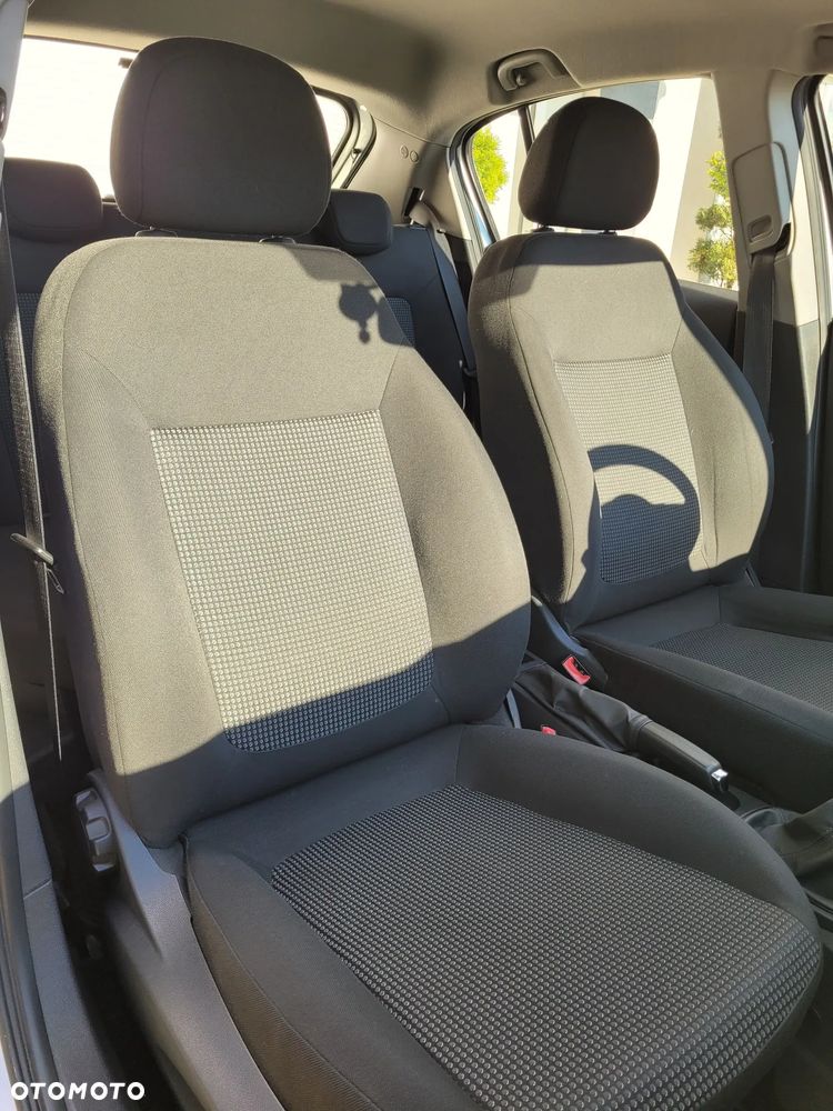 Opel Corsa 1.0 12V Essentia - 10