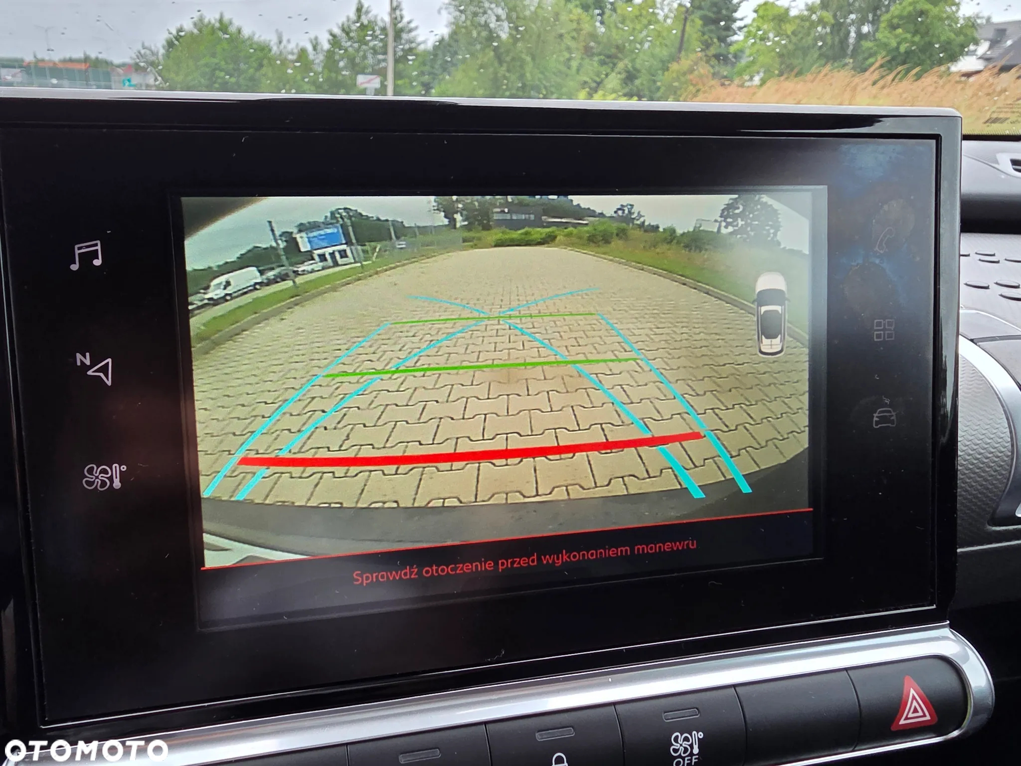 Citroën C4 Cactus 1.2 PureTech Live S&S - 27