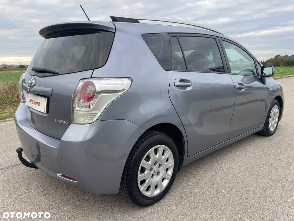 Toyota Verso 2.0 D-4D - 24