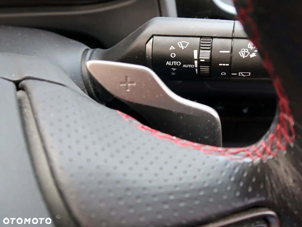 Lexus UX 200 F Sport 2WD - 28