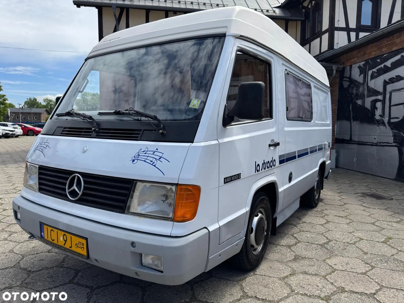 Mercedes-Benz MB 100 - 1