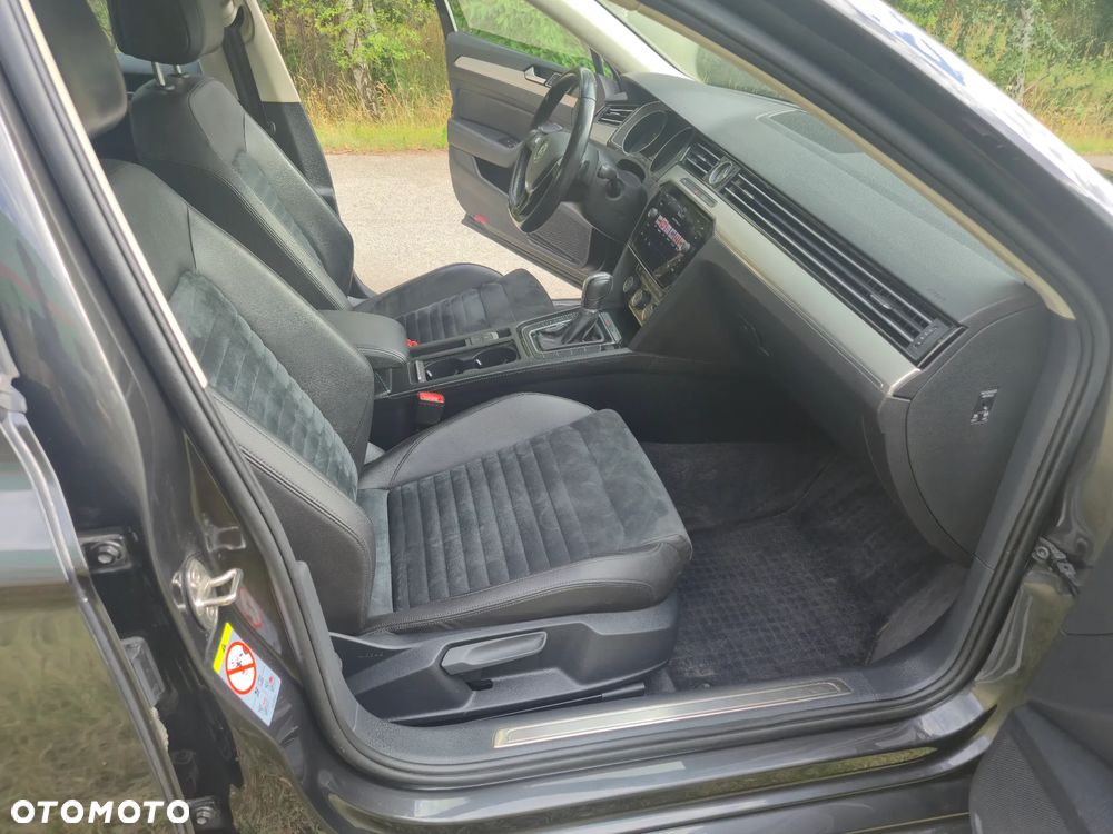 Volkswagen Passat - 34