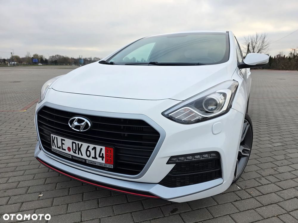 Hyundai i30 1.6 T GDI Turbo - 16
