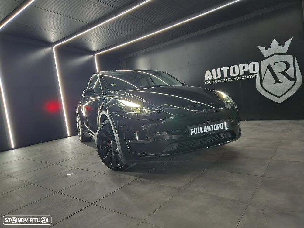 Tesla Model Y Performance Dual Motor AWD - 2