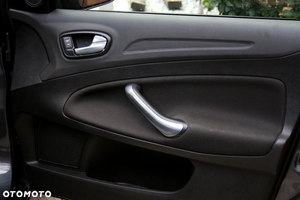 Ford Mondeo - 15