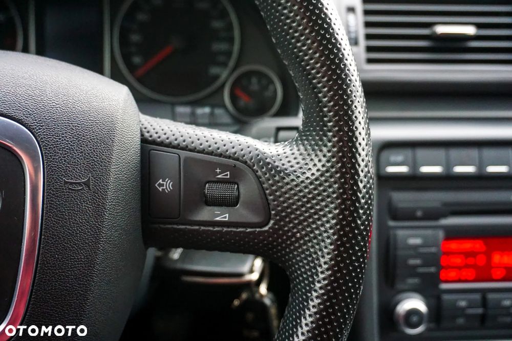 Audi A4 Avant 1.8T Quattro - 26