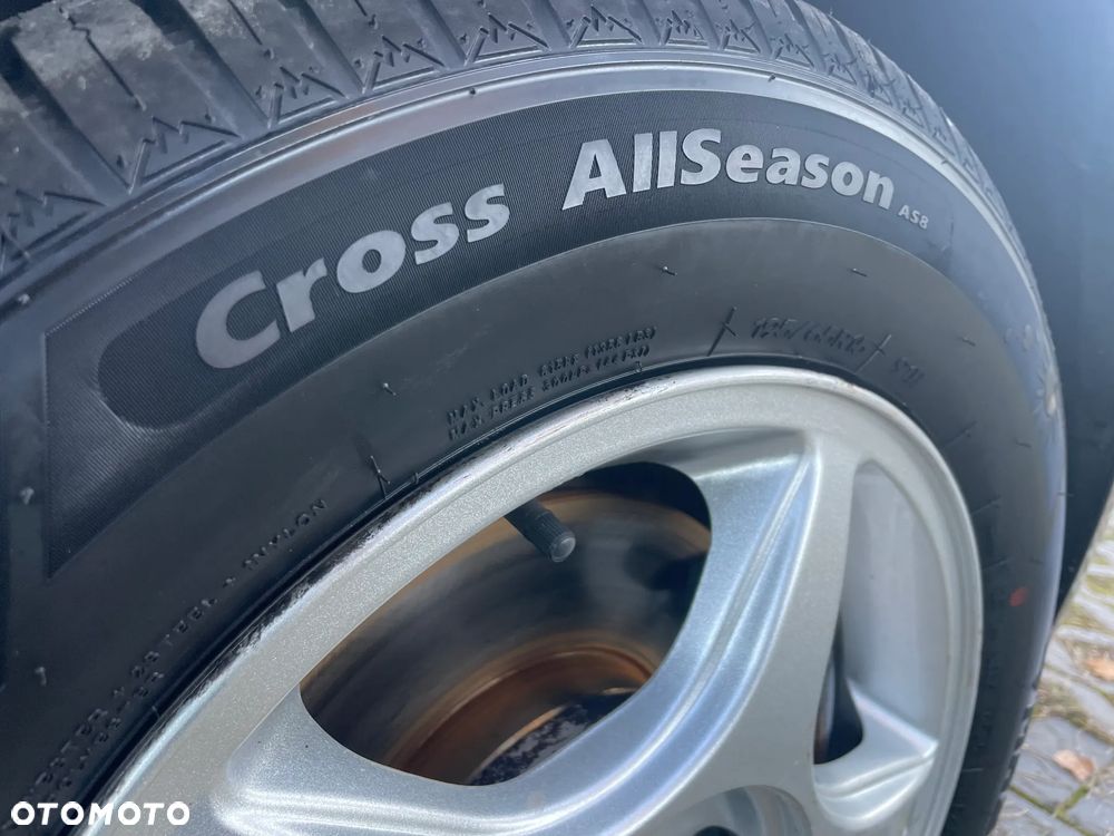 Volkswagen Golf - 18