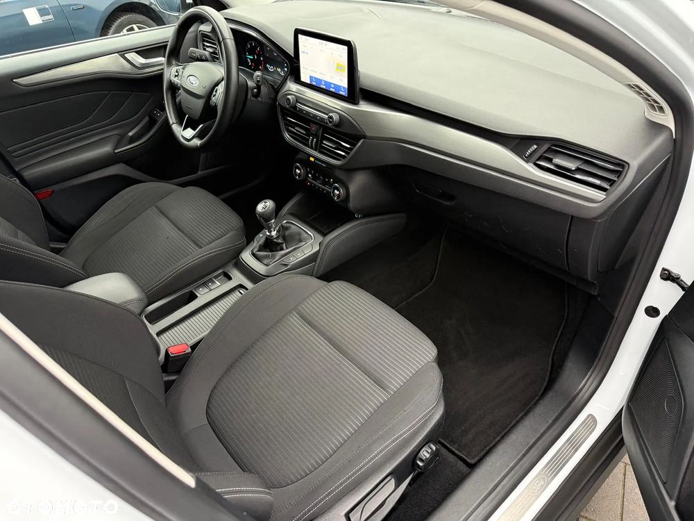 Ford Focus 1.5 EcoBlue STart-Stopp-System TITANIUM - 13