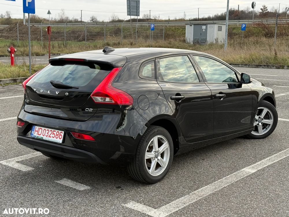 Volvo V40 D2 Geartronic - 4