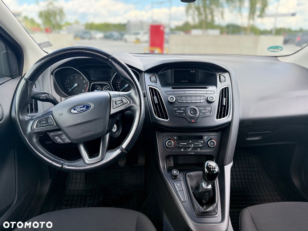 Ford Focus 1.0 EcoBoost Start-Stopp-System Business Edition - 10