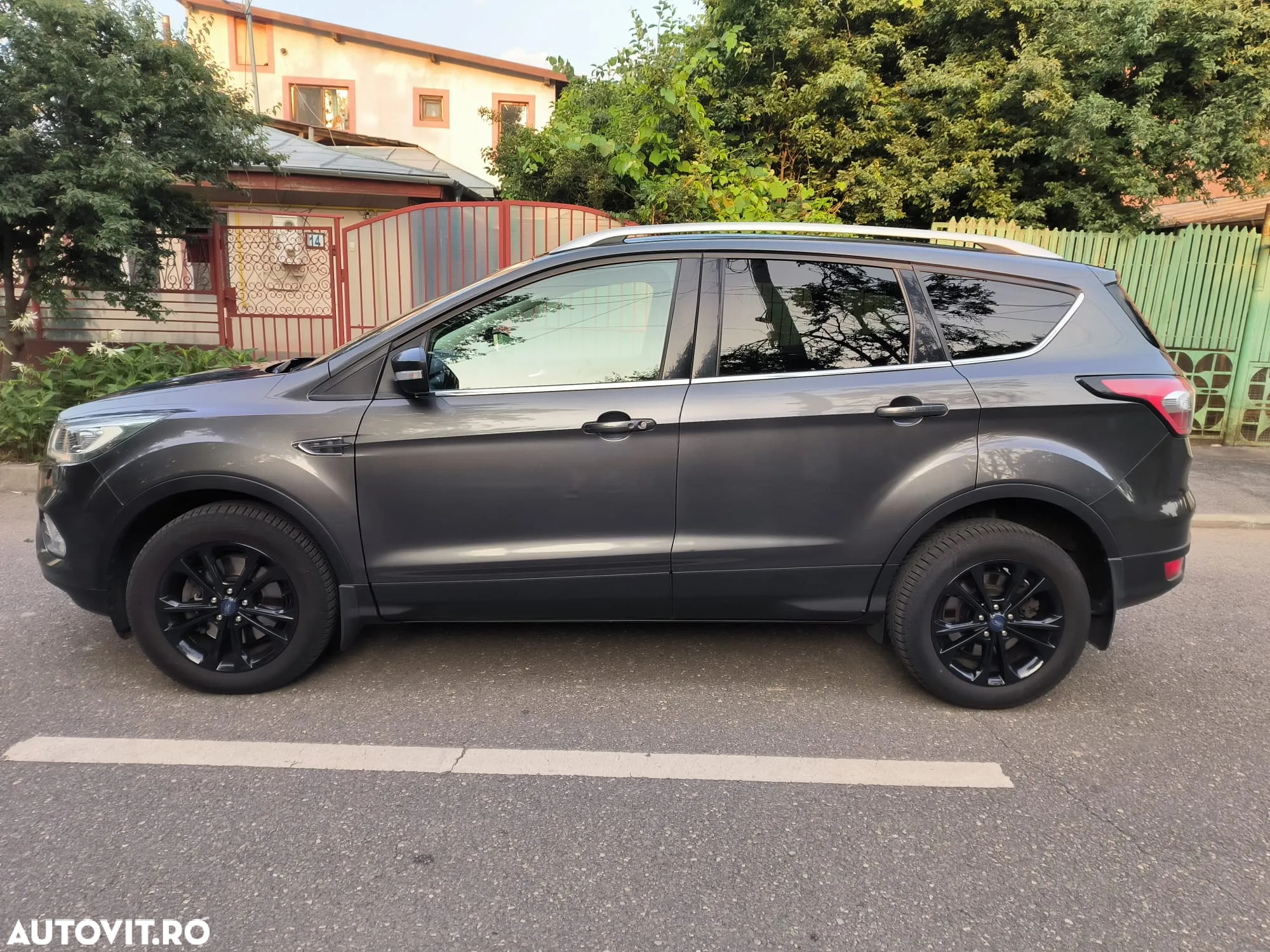 Ford Kuga 2.0 TDCi 4WD Powershift Titanium - 5