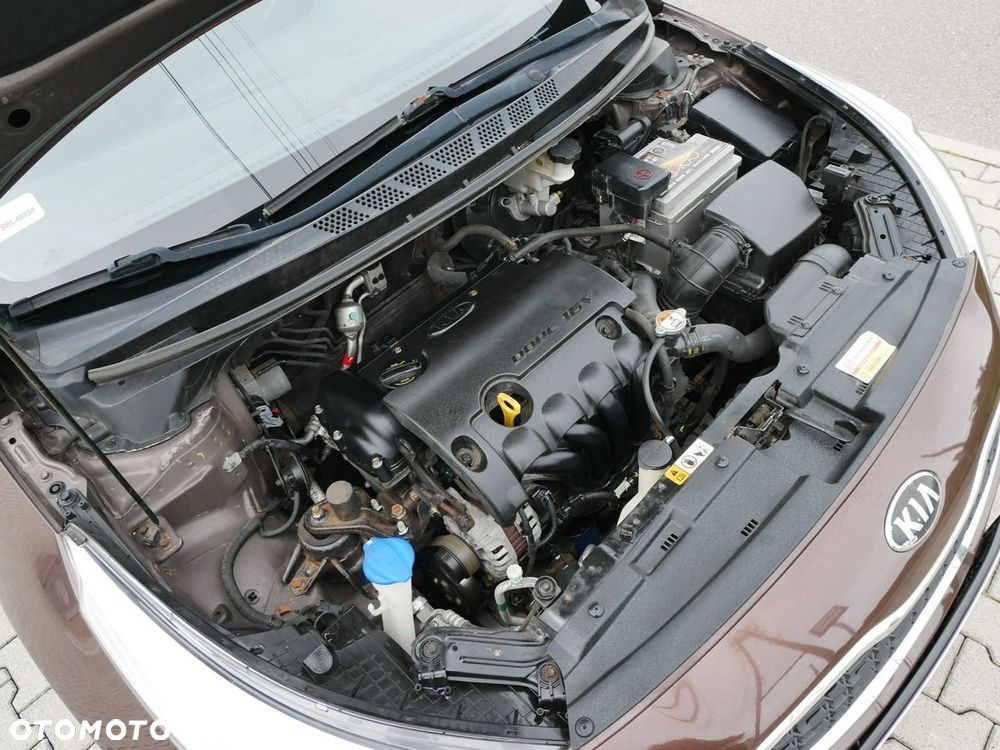 Kia Ceed - 28