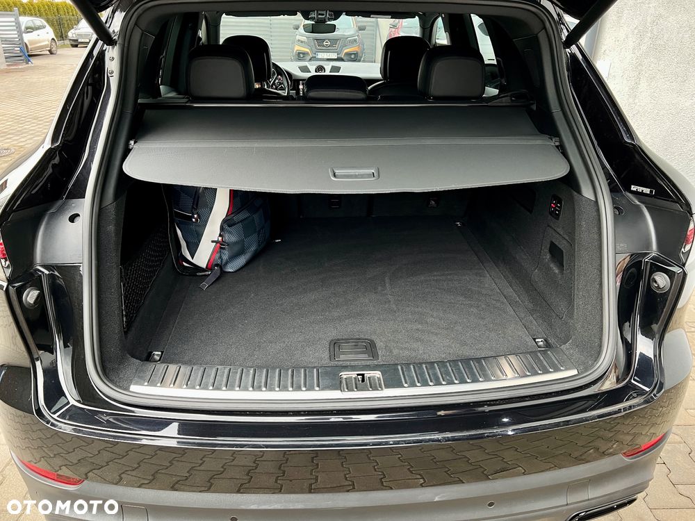 Porsche Cayenne Standard - 14