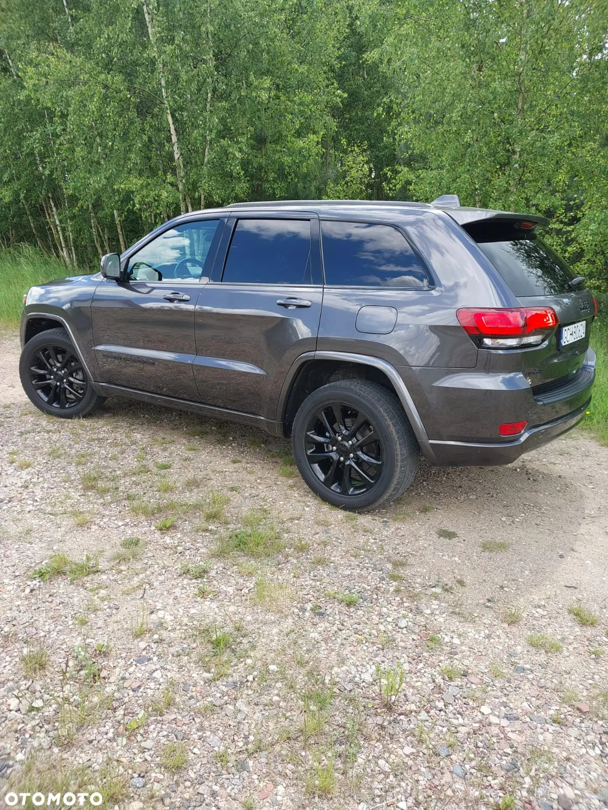 Jeep Grand Cherokee - 15