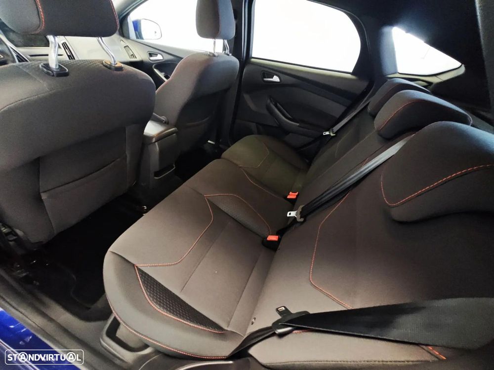 Ford Focus 1.0 EcoBoost ST-Line Aut. - 9