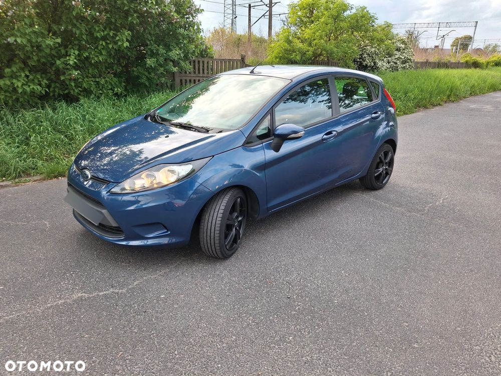 Ford Fiesta 1.25 Ambiente - 2