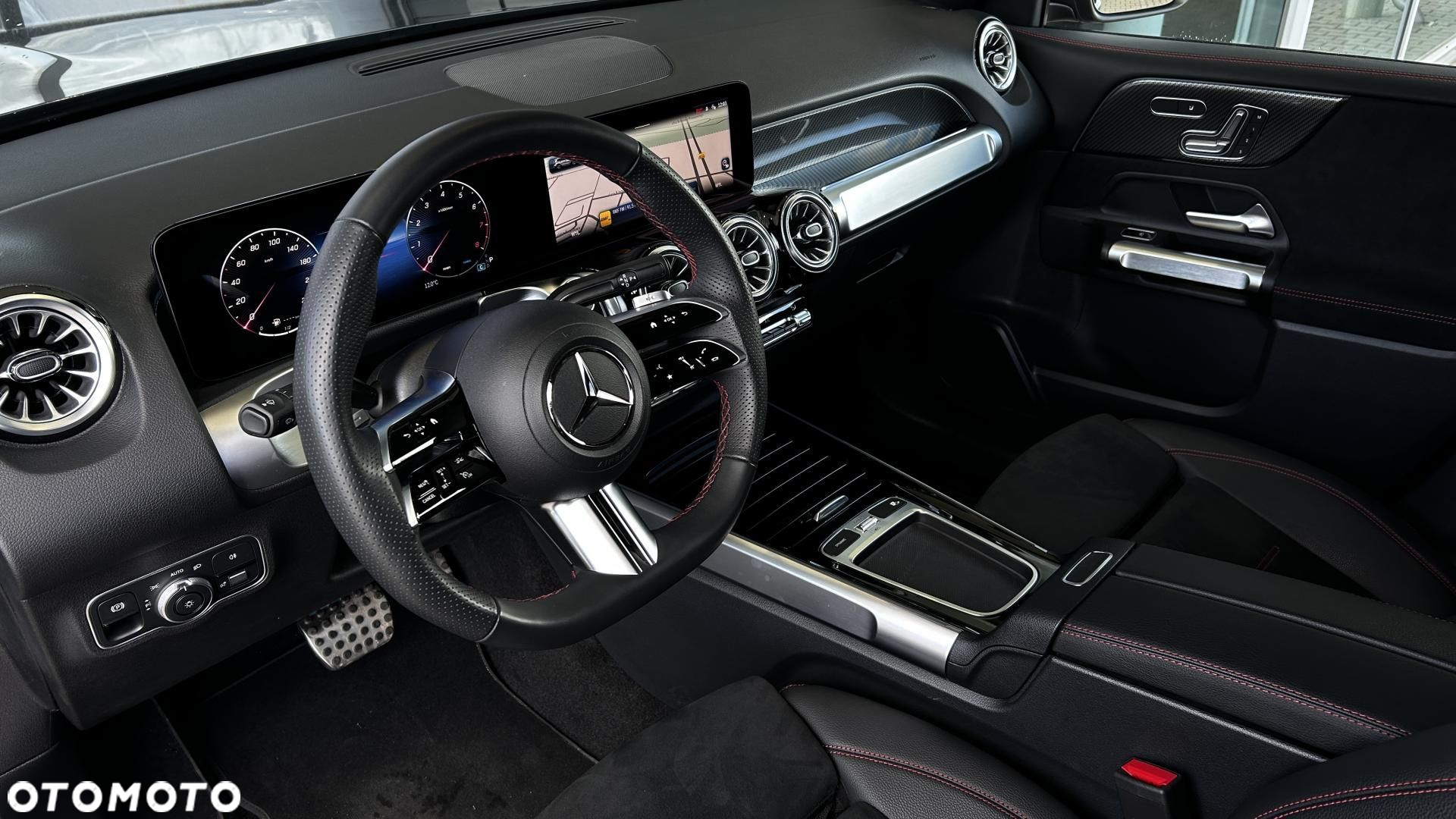 Mercedes-Benz GLB - 10